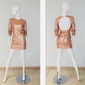 🔥🔥 SUPER HOT MINI DRESS.